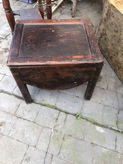 Wooden seat type