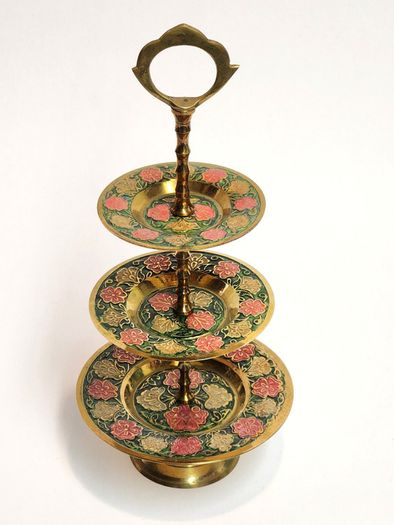 Beautiful vintage 3 tier brass and enamel stand with handle
