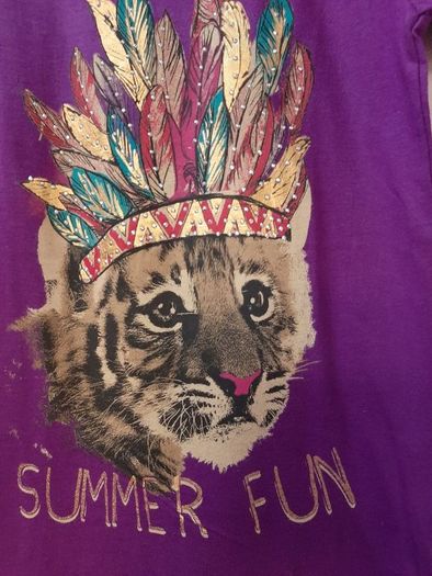 new tee shirt short sleeves tag attached