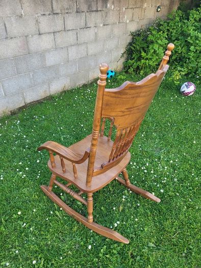 Rocking chair