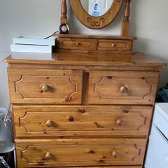 Solid Pine Bedroom Furniture Set