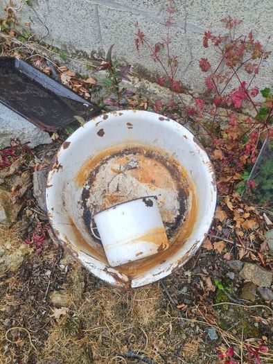Enamel buckets
