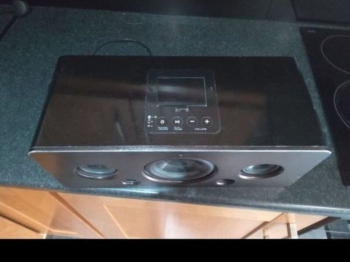 Iwantit Ibtlia14 Bluetooth speaker