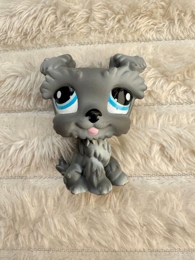 Hasbro Grey Schnauzer Littlest Pet Shop Dog 1393 approx. 5 cm. Used Please see photos