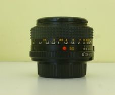 Minolta MD 50mm f1.7 lens