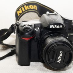 Nikon D7000 DSLR + 50mm F1.8 Prime Lens. Ex Condition.