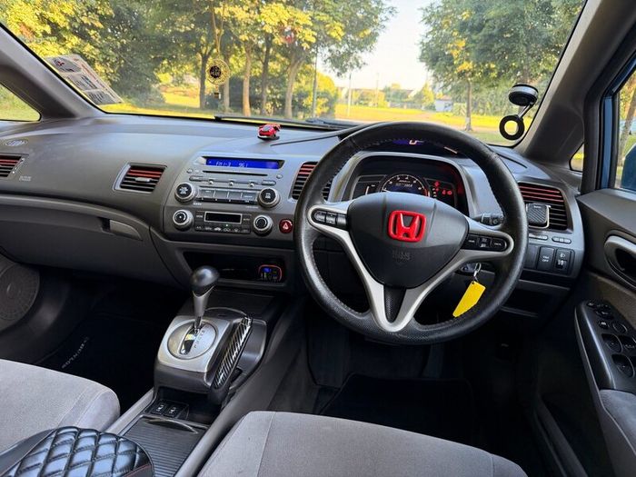 Honda Civic 1.3 Hybrid New NCT 03/27