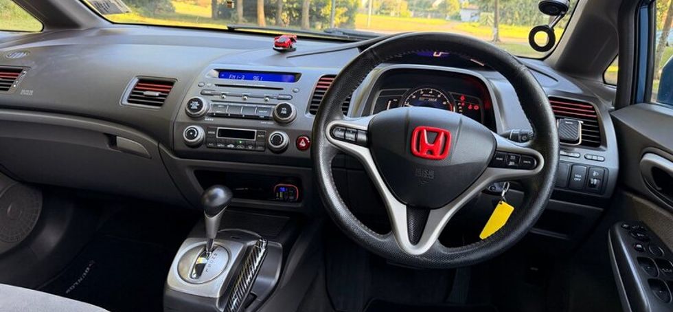 Honda Civic 1.3 Hybrid New NCT 03/27