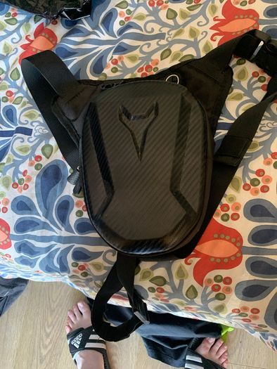 Motorcycle leg bag