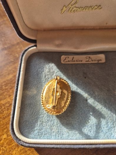Vintage Blue Cameo Brooch