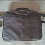 Lightweight Targus laptop bag Image 3