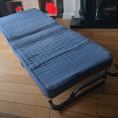 Folding bed