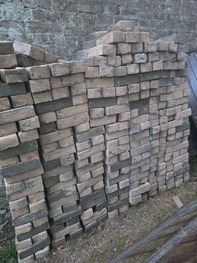 Vintage Bricks about 500 bricks in total