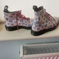 ladies boots