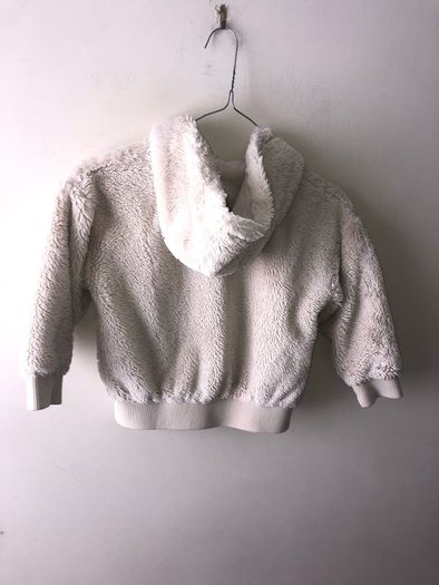 Furry hoody (age 5-6)