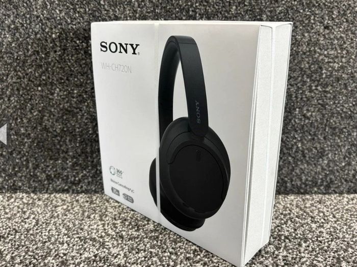 Sony WH-CH720N Noise Cancelling Wireless Bluetooth Headphones