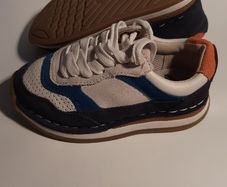 Children's shoes