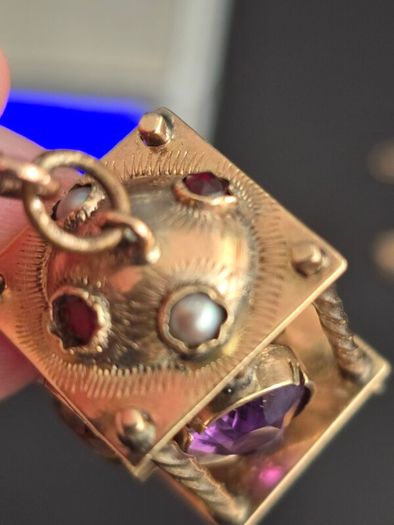 Gold Victorian Pendant