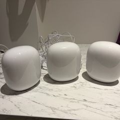 Nest Wifi Pro 3-pack (Snow) perfect condition