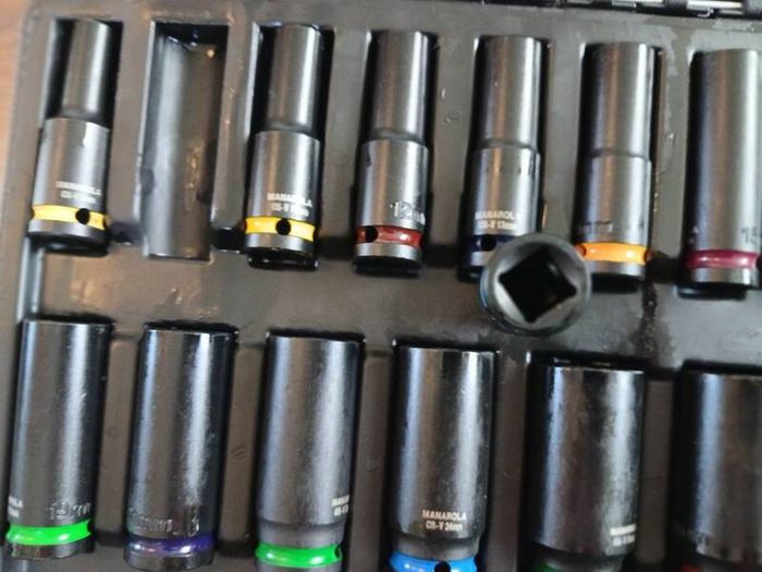 New 16pcs Colour Coded 1/2" square drive deep impact hex sockets