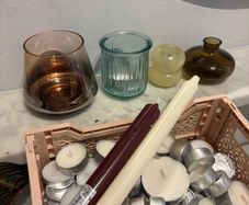 Candles & tealights + holders