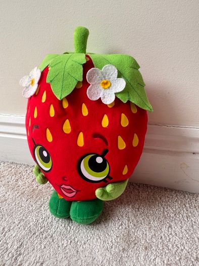 Shopkins Strawberry Kiss Plush 2013 approx. 25 cm. Moose Used Please see photos