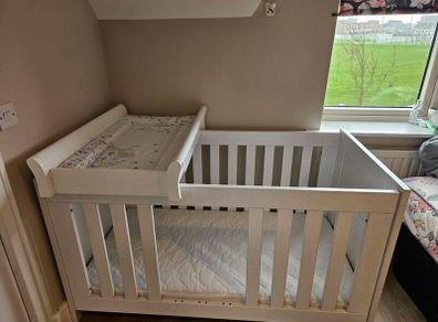 Baby Cot Bed with changing table