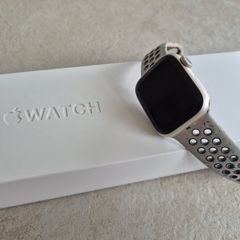 Apple Watch Series 8