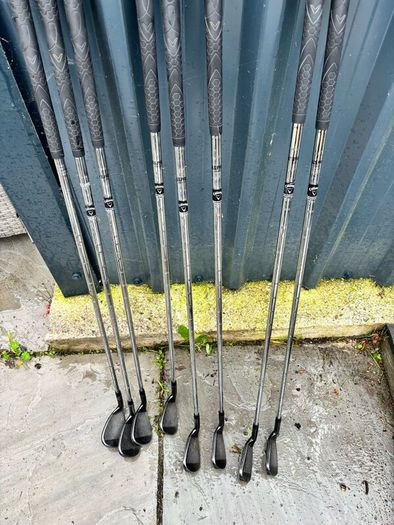 Callaway Razr Black irons(R)M-10 shaft
