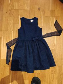girls dress size 6 yrs