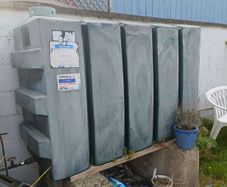 Oil tank