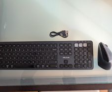Jelly Comb Wireless Keyboard and Mouse