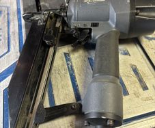 nail air gun