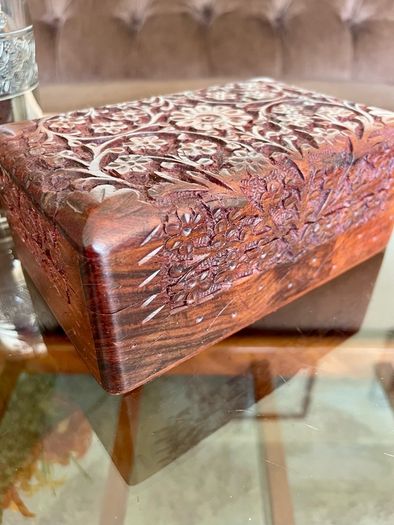 Vintage Indian Floral Design Hand Carved Sheesham Rose Wood Jewellery Keepsakes Box