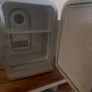 little fridge Image 3