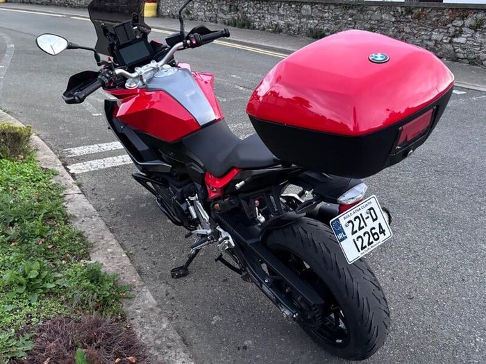 2022  F 900 XR  Fully Loaded  Full BMW History