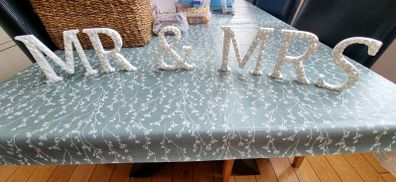 Mr & Mrs letter display