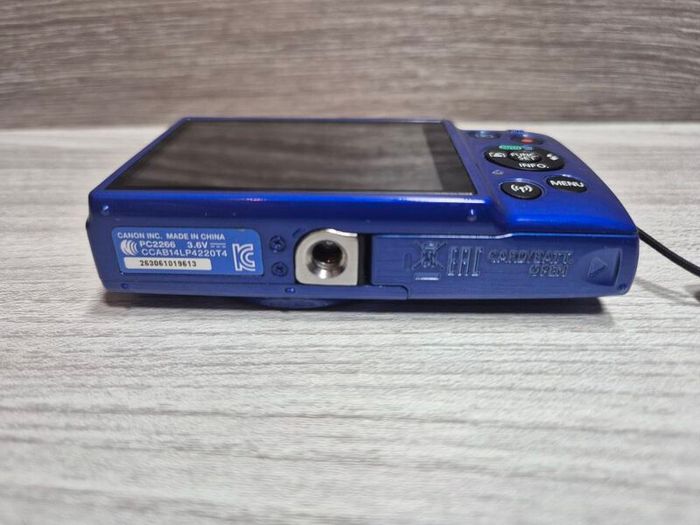 Canon IXUS 180 Digital Compact Camera Working w/ Canon 10x Optical Zoom Lens