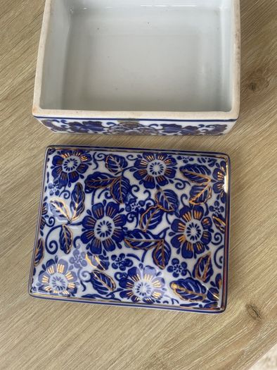 Vintage Ceramic Trinket Box