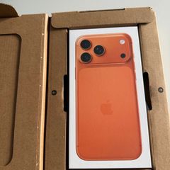 iPhone 17 Pro Max 512GB Cosmic Orange