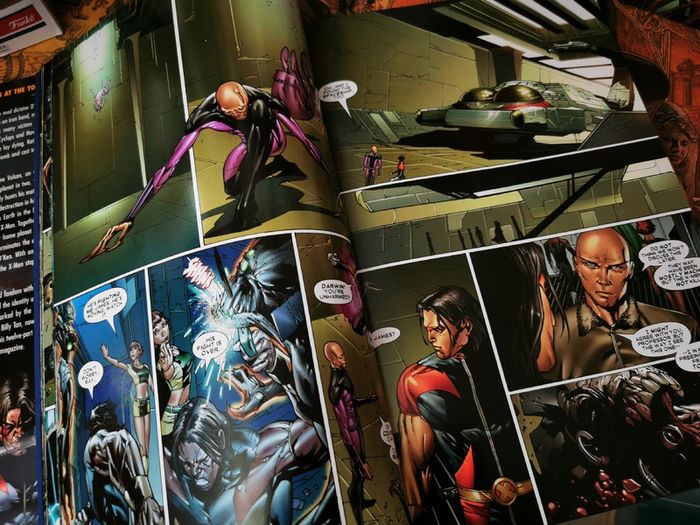 Uncanny X-Men: Rise and Fall of the Shi'ar Empire ! Hardcover ! 2007 ! by Marvel Comics !
