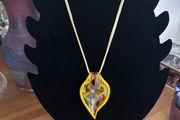 Pendant/String
