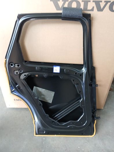 Genuine New Volvo Xc60 Door Rear Left Volvo Xc60 (2018-) 32399081