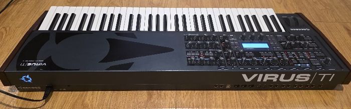 Access Virus TI Keyboard