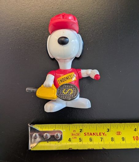 1989 McDonalds Snoopy Figure Peanuts Vintage Happy Meal Toy