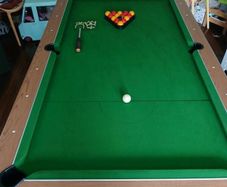 Pool table