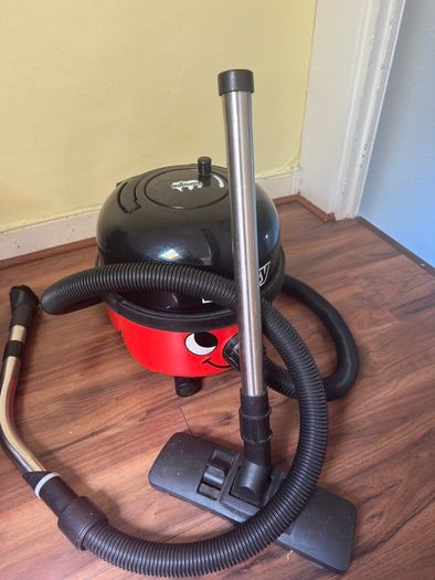 Henry hoover