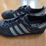 Adidas Shoes - gender neutral design, UK size 7 / EU 40 and half Image 8