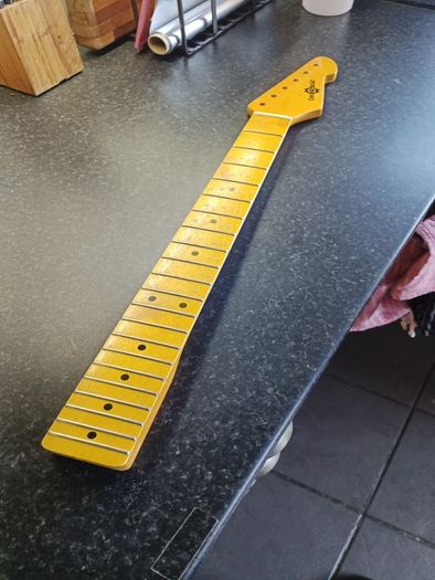 Telecaster style neck