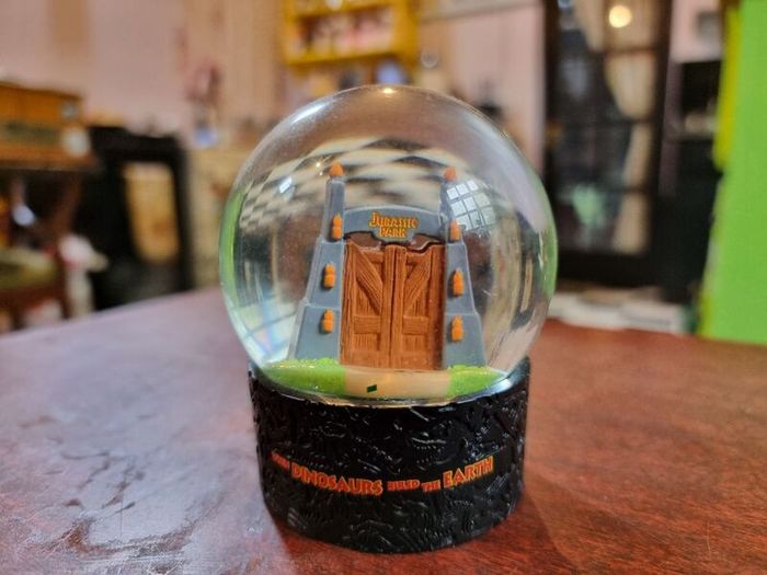 Jurassic Park gates snowglobe